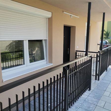 Joker Apartman Pozsarevác Kültér fotó